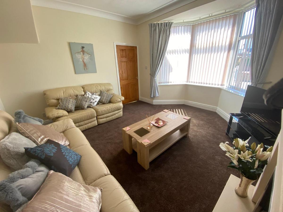 شقة Sited In Lytham, Not Moss Side, Meadow Hse, Entire Hse, Sleeps 6 Moss Side  المظهر الخارجي الصورة